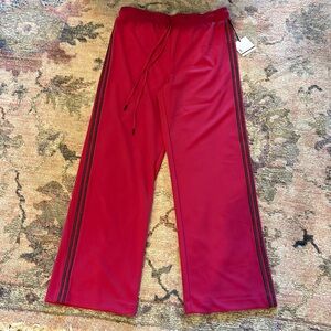 Jules & Leopoldo, pink and black track stripes.